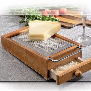Italian Made  Wood Cheese Grater with Storage Box Brand New Condition